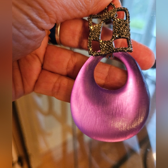 Alexis Bittar Purple Lucite necklace with gunmetal chain - Picture 2 of 5